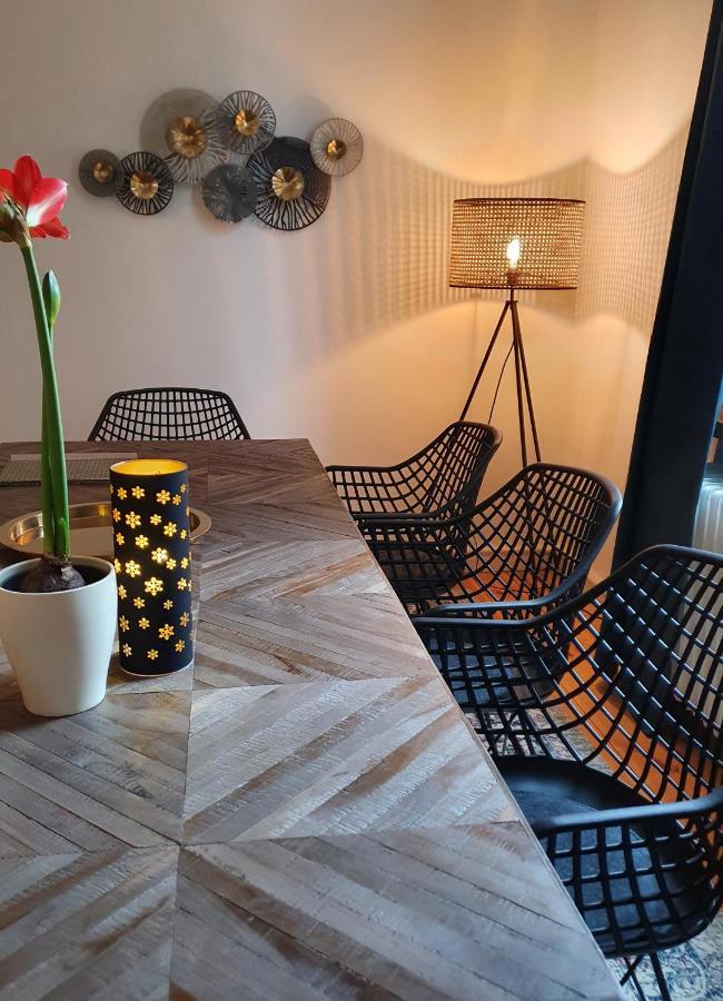 Zentral In Coburg: Exklusive Stadtwohnung - Ideal Fuer Gruppen エクステリア 写真